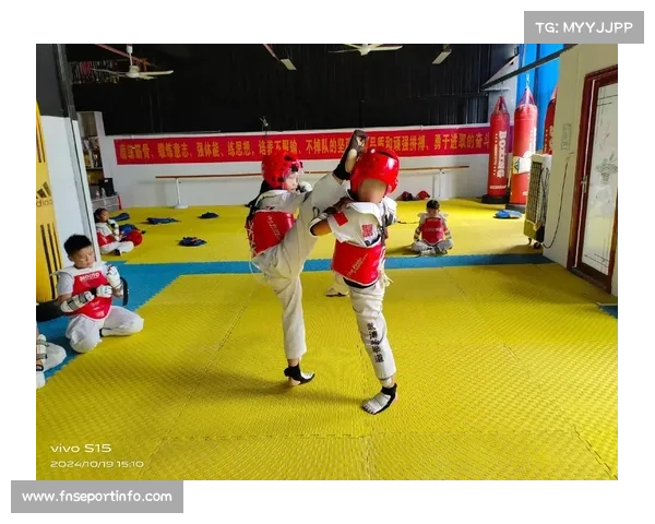 新疆姑娘马静月斩获世界跆拳道公开赛女子49公斤级冠军